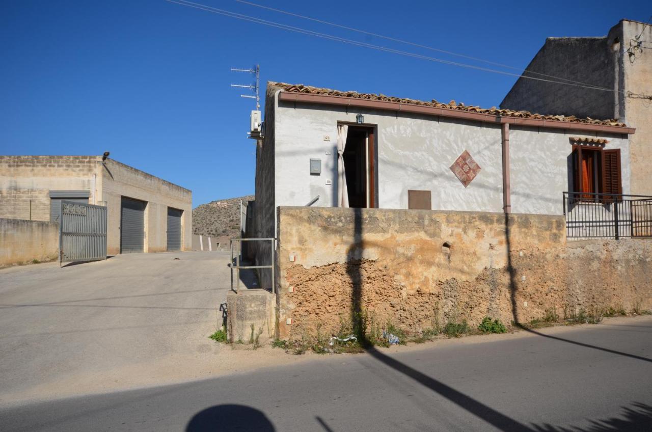 Le Case Di Zia Palma Custonaci Exterior foto